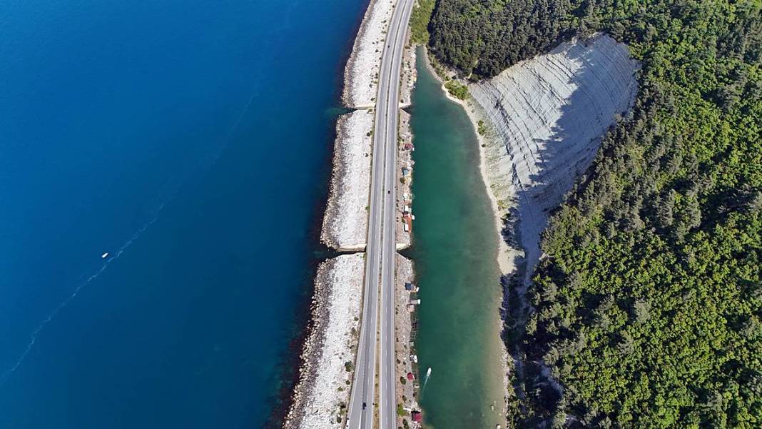 Selfie molası Ver: Bu yolda en güzel kareler seni bekliyor! Rotanı şaşırma, sıkıcı yollara elveda 4